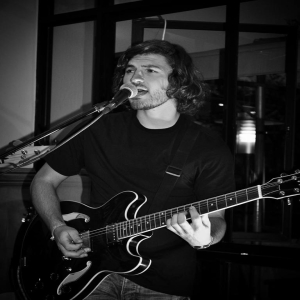 august oak tree performing